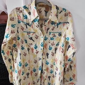 Wrangler womens shirt medium